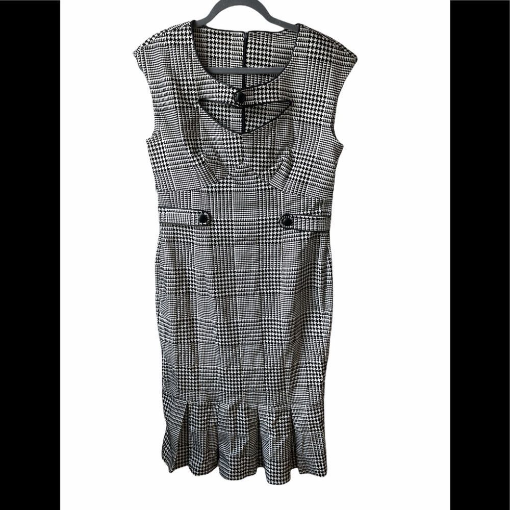 Voodoo Vixen retro inspired 50s style midi plaid sleeveless pinup dress